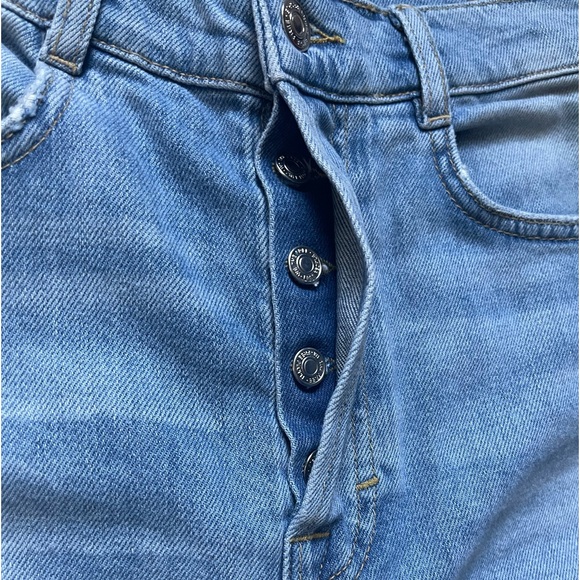 We The Free Light Wash Distressed Button Fly High Rise Raw Hem Skinny Jeans - Picture 9 of 10